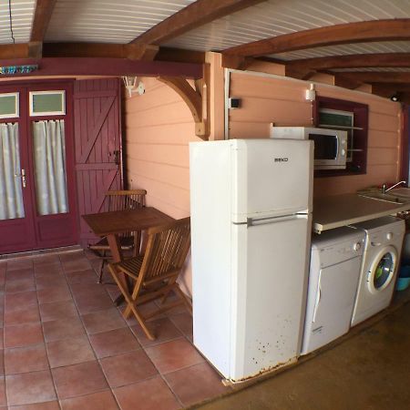 Villa Des Amandiers レザンセス・ダルレット エクステリア 写真