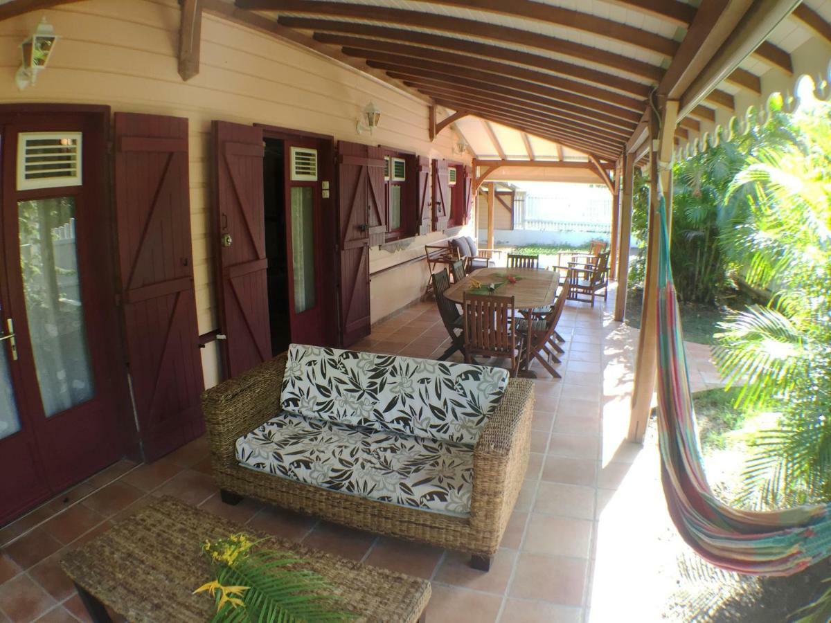 Villa Des Amandiers レザンセス・ダルレット エクステリア 写真